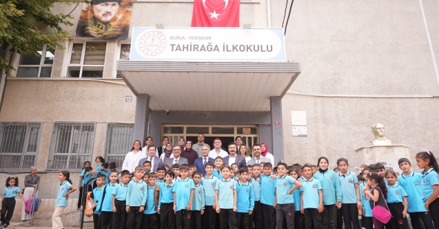 Çocukluğu o sıralarda geçti, yıllar sonra başkan olarak döndü