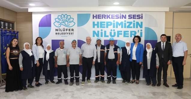 Nilüfer’de emekçilerin okuma yazma azmi: 12 belediye personeli mezun oldu