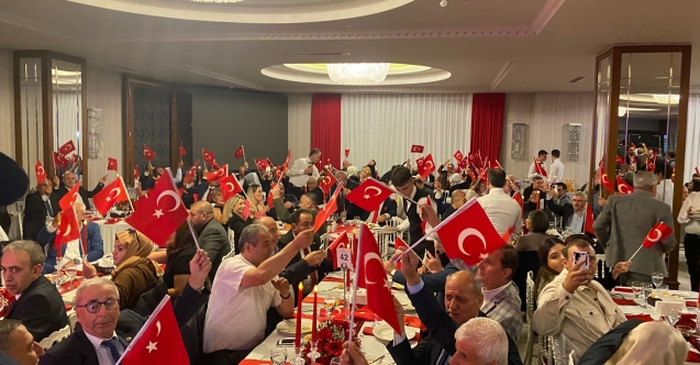 BESOB'dan Cumhuriyet'e özel gala yemeği