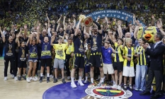 Fenerbahçe Beko Türkiyede Tarihe Geçti: