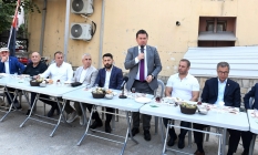 Emek#039;te kahvaltılı buluşma: Başkan Aydın vatandaşların taleplerini dinledi