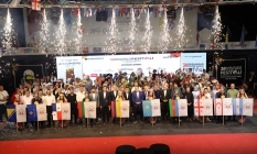 İnegölde halk dansları şöleni: 10 ülke yarıştı, KKTC birinci oldu
