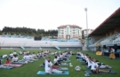 İbrahim Yazıcı Stadyumu'nda "Uluslararası Yoga Günü" coşkusu