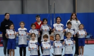 Bursa’da minik sporcular dönemi sertifikayla tamamladı