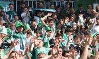 Bursaspor’un zaferi meydanlara taştı
