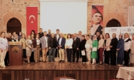 Ana Baba Okulu mezunlarını verdi
