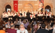 Ördekli Kültür Merkezi'nde Anadolu ezgileriyle dolu tarihi gece