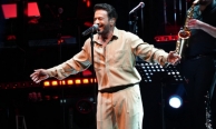 Emre Altuğ, Bursalılara müzik dolu bir gece yaşattı