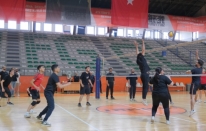 İnegöl’de gençlik enerjisi sahalara yansıdı
