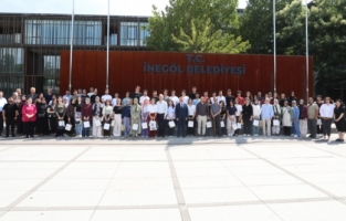 İlk 30 bine giren 57 öğrenci başarılarını kutladı