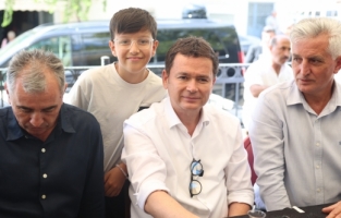 Gündoğdu'da vatandaşlar taleplerini Başkan Aydın'a iletti