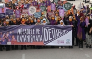 Nilüferli kadınlar şiddete karşı haykırdı