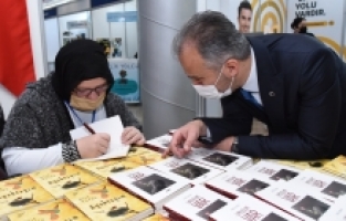 Kitap şöleni coşkuyla başladı