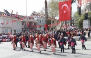 23 Nisan Çocuk Bayramı Mudanya'da çoşkuyla kutlandı