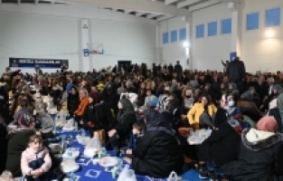 İftar sofraları Balkanlar’da kuruldu