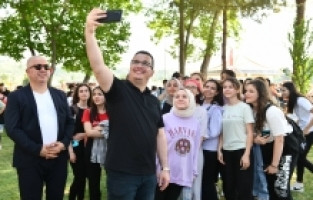 Genç Başkan ve gençler festivalde buluştu