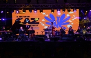 Burhan Öçal ve Deniz Taşar’dan muhteşem gece