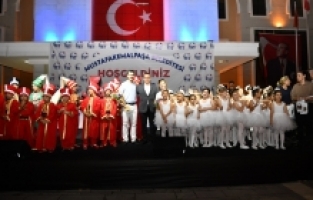 Mustafakemalpaşa'nın küçük sanatçıları sertifikalarını aldı