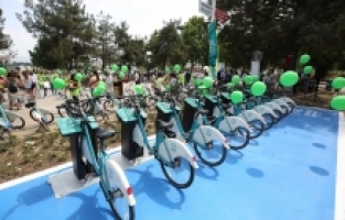 Nilespit üniversite kampüsünde