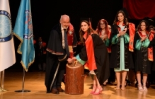 BUÜ Hukuk Fakültesi 11. dönem mezunlarını verdi