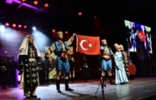 Dans ateşi Bursa’yı sardı