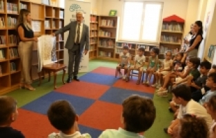 Amaç çocuklara kitabı sevdirmek