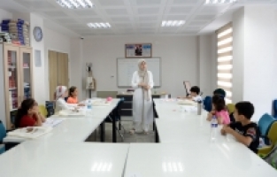 Bilgi Evlerinde Dolu Dolu Eğitim