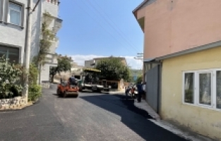 Osmangazi’de yoğun asfalt mesaisi