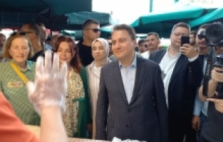 Babacan: Bankada parası olana kur koruması var, bu adalet mi?