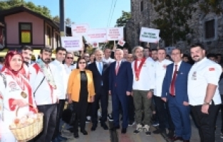 Bursa’nın ipeksi lezzetleri Gastronomi Festivali’nde vitrine çıktı