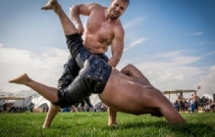 İnegöl'de 738. Baykoca’yı Anma Yağlı Pehlivan Güreşleri başlıyor