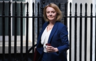 Liz Truss İngiltere'nin yeni Başbakanı oldu