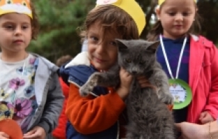 Miniklerden Can Dostlara Ziyaret