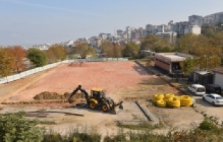 Yıldırım Belediyesi'nden 2 Yeni Halı Saha