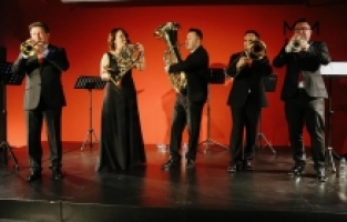 MEM Sahne’de Golden Horn Brass’tan Keyifli Konser