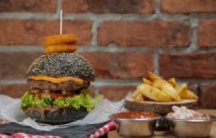 Bu da belediyenin 'burger'i!