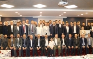 BAKAN VARANK BAYRAM SEVİNCİNİ BURSA İŞ DÜNYASI İLE PAYLAŞTI