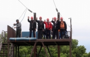 BAKAN VARANK, MACERA BURSA'DA
