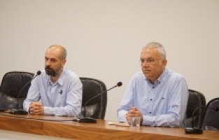 BURSA MİLLETVEKİLİ PROF. DR. KAYIHAN PALA HEKİMLERLE BULUŞTU