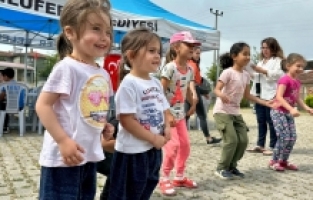 NİLÜFER ÇOCUKLARI YAZ ATÖLYELERİYLE DAHA MUTLU