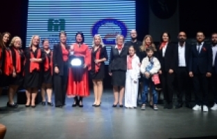 Annelerden 100 yıl öncesine ışık tutan buluşma