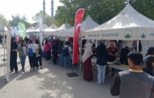 Osmangazi Belediyesi, geri dönüşümün önemini üniversitelilerle paylaştı