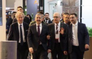 Yeşilova, inovatif ürünlerini Aluexpo Fuarı’nda sergiledi