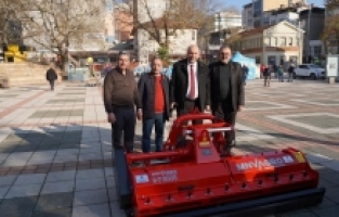 Bursa Büyükşehir Belediyesi’nden çiftçilere ekipman desteği