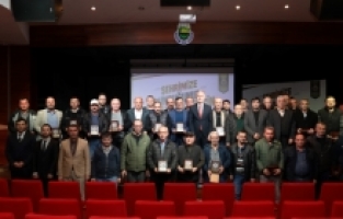 İnegöl Beledi̇yesi̇’nden emekli̇ olan personele vefa