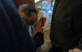 Fatih Camii'nde bıçaklı saldırı