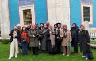 Soğuk Havaya Aldırmayan Fotoğrafçılar, Yıldırım’ı Fotoğrafladı