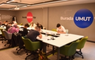 Üniversite adaylarına deneme sınavı