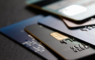 Emeklilere Müjde: Düşük Faizli Kredi ve Kredi Kartı Hamlesi!