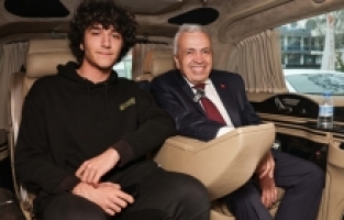 Gençler istedi, Başkan Adayı Şadi Özdemir aracıyla gezdirdi